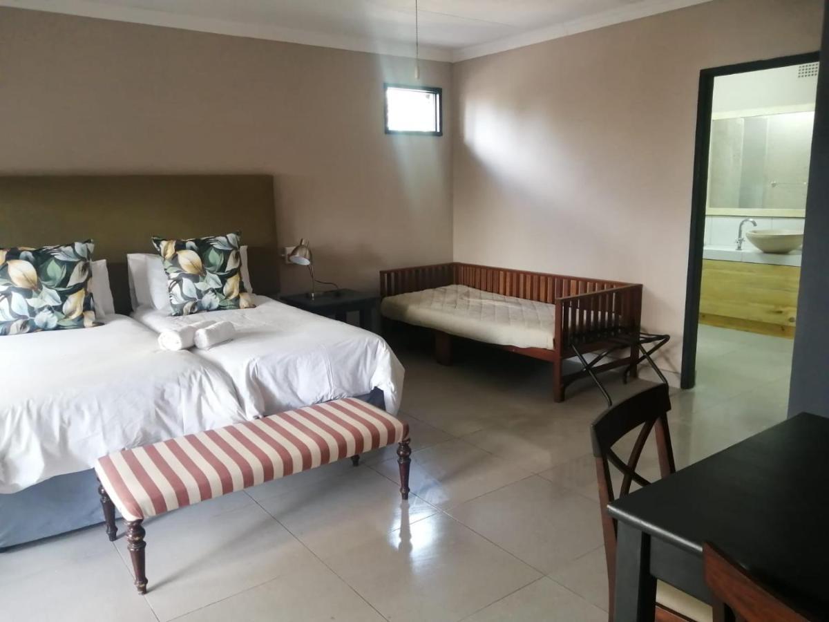 Zebrina Guest House Mbombela Bagian luar foto