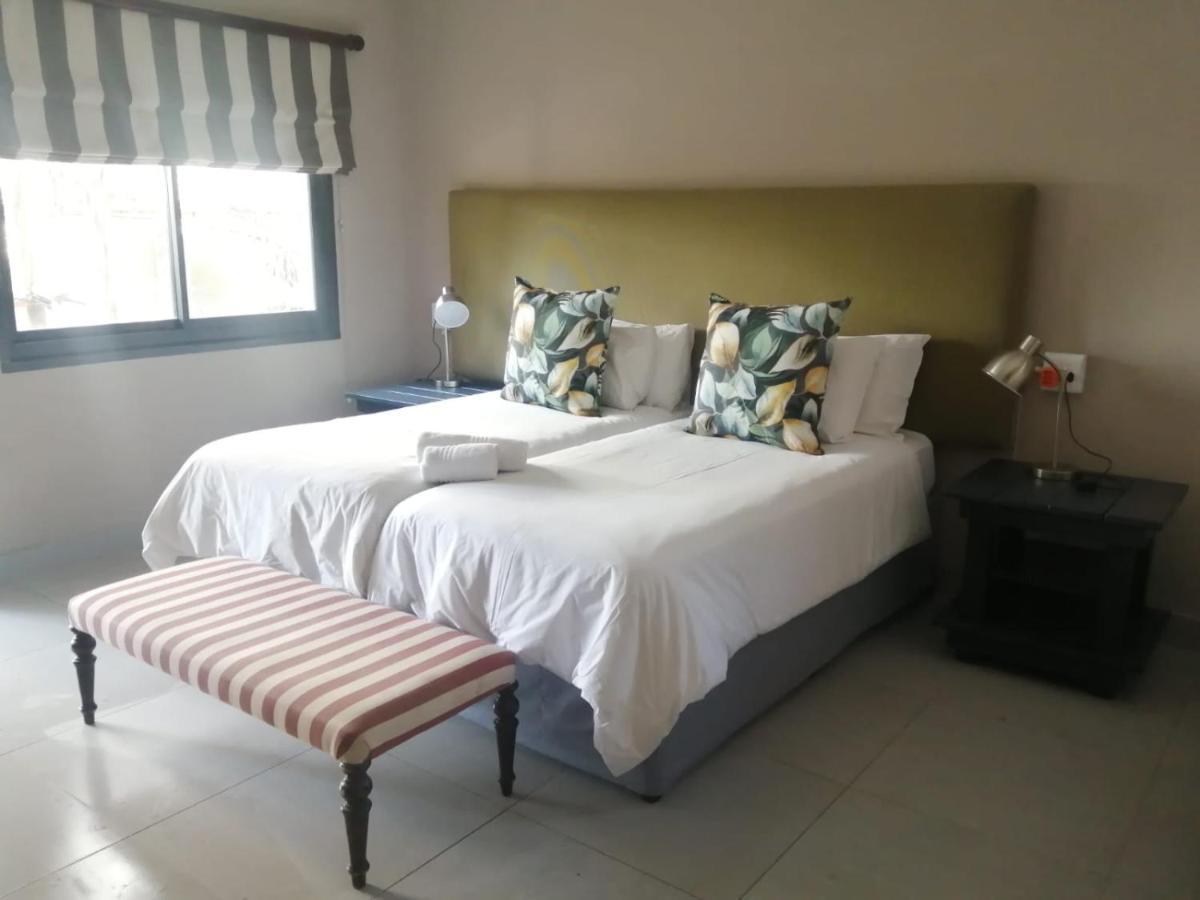 Zebrina Guest House Mbombela Bagian luar foto